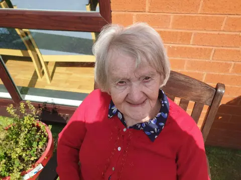 Residents during Aria's sixth birthday week in April 2020.